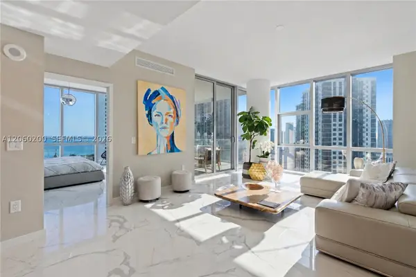 851 NE 1st Ave #2911, Miami, FL 33132