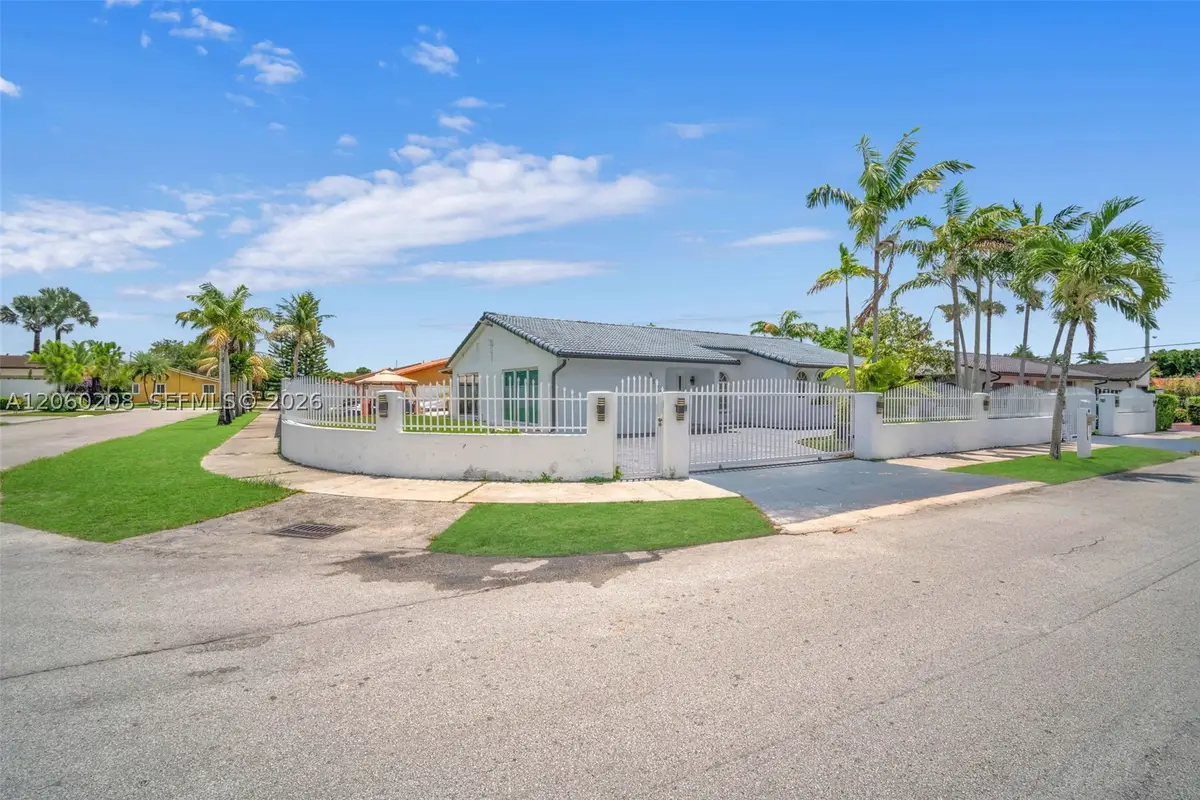 3125 SW 108th Ave, Miami, FL 33165 - #1