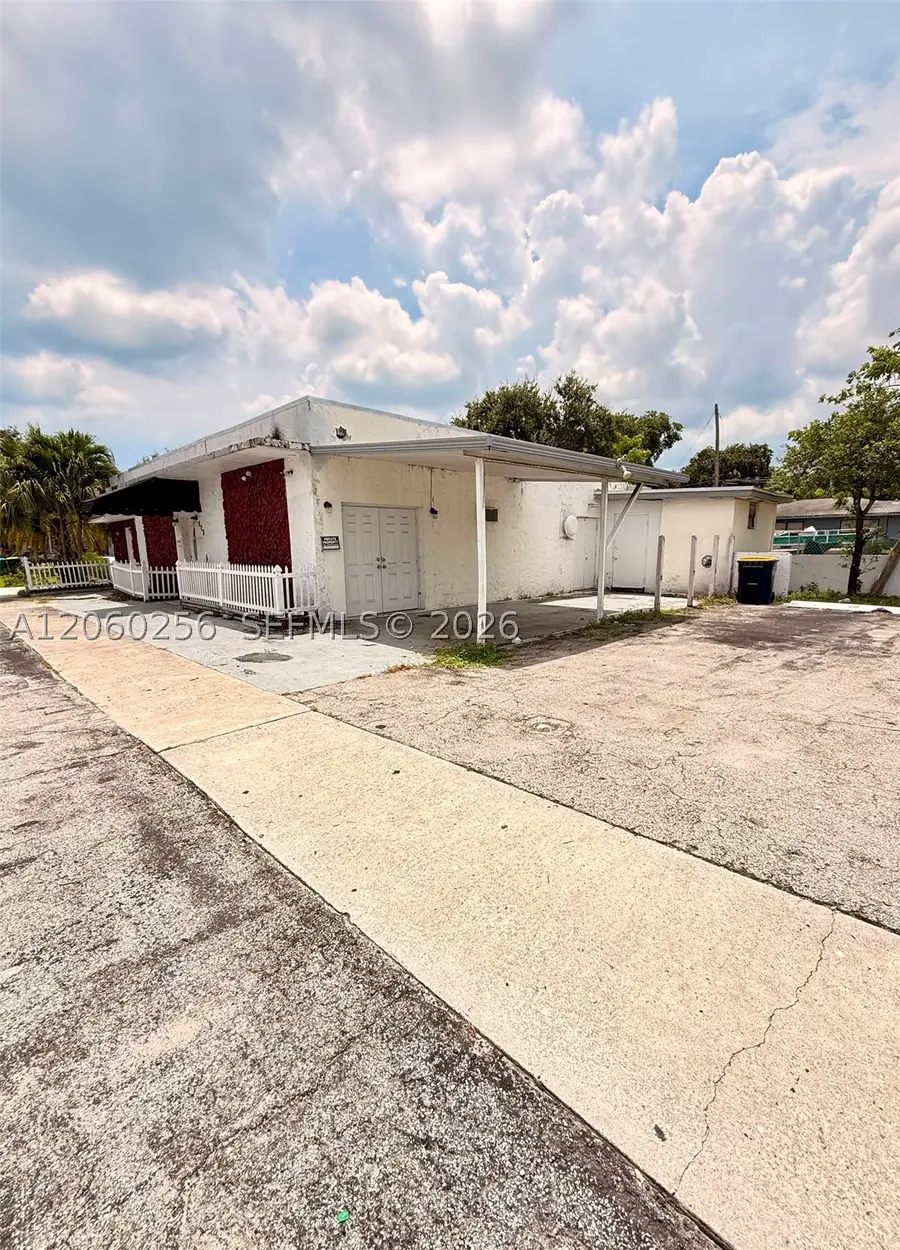 608 SW 12th Ave, Dania Beach, FL 33004 - #3