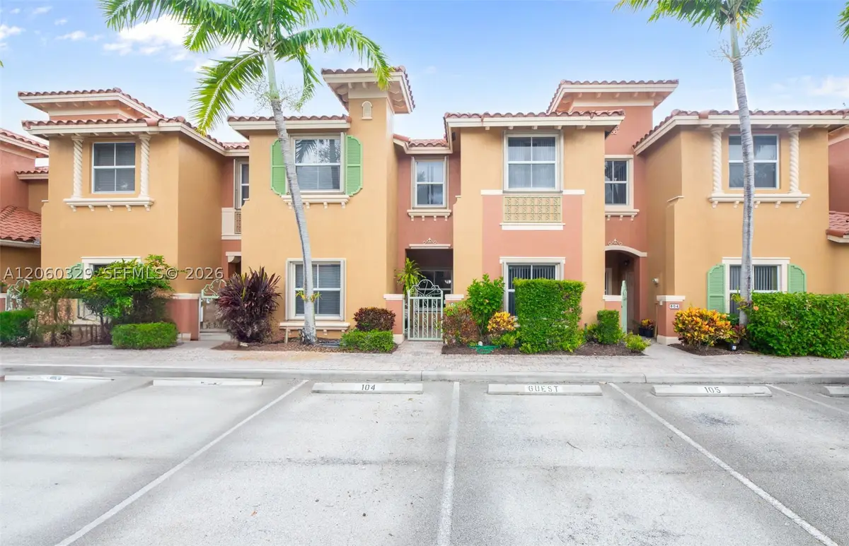 806 SW 143rd Ter, Pembroke Pines, FL 33027 - #1