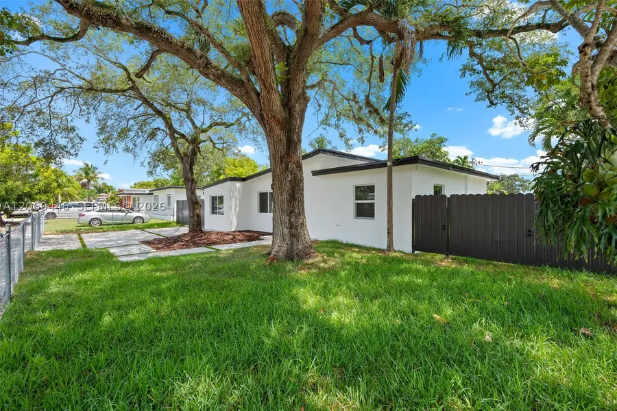 35 Allen Rd, West Park, FL 33023 - #3