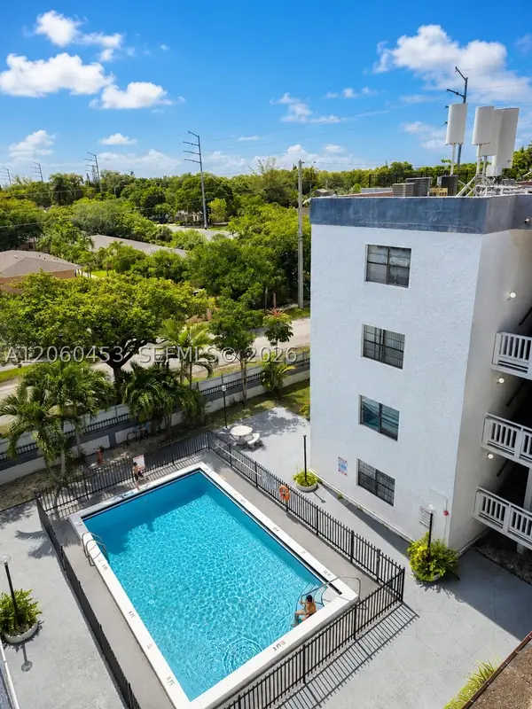 13500 NE 3rd Ct #416, North Miami, FL 33161