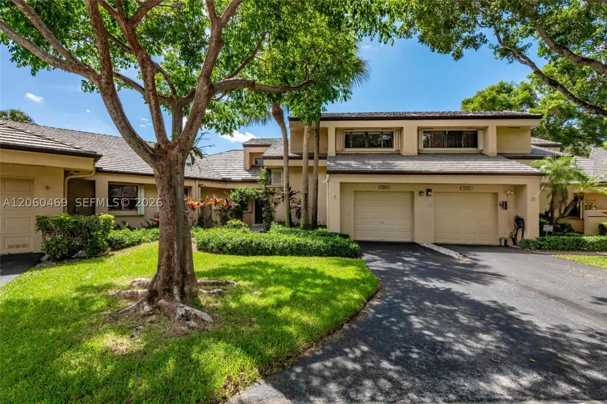 9204 S Chelsea Dr S, Plantation, FL 33324 - #1