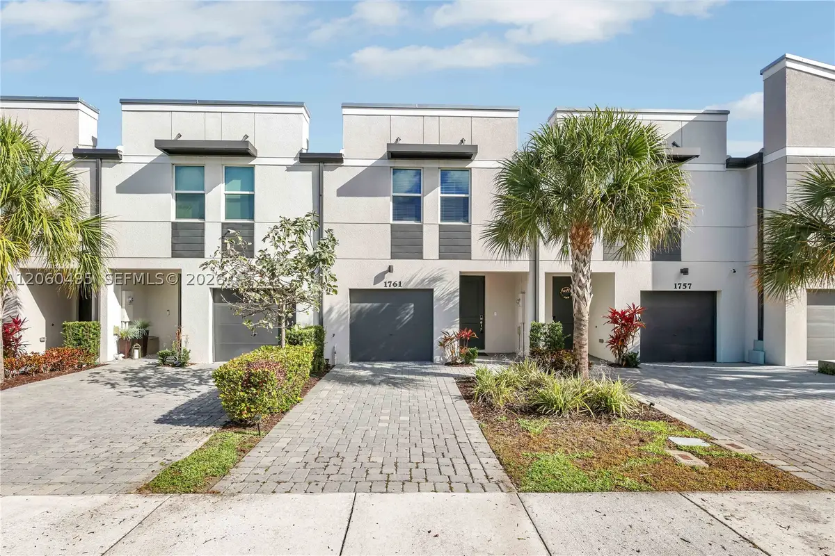 1761 Lindley St, West Palm Beach, FL 33407 - #1