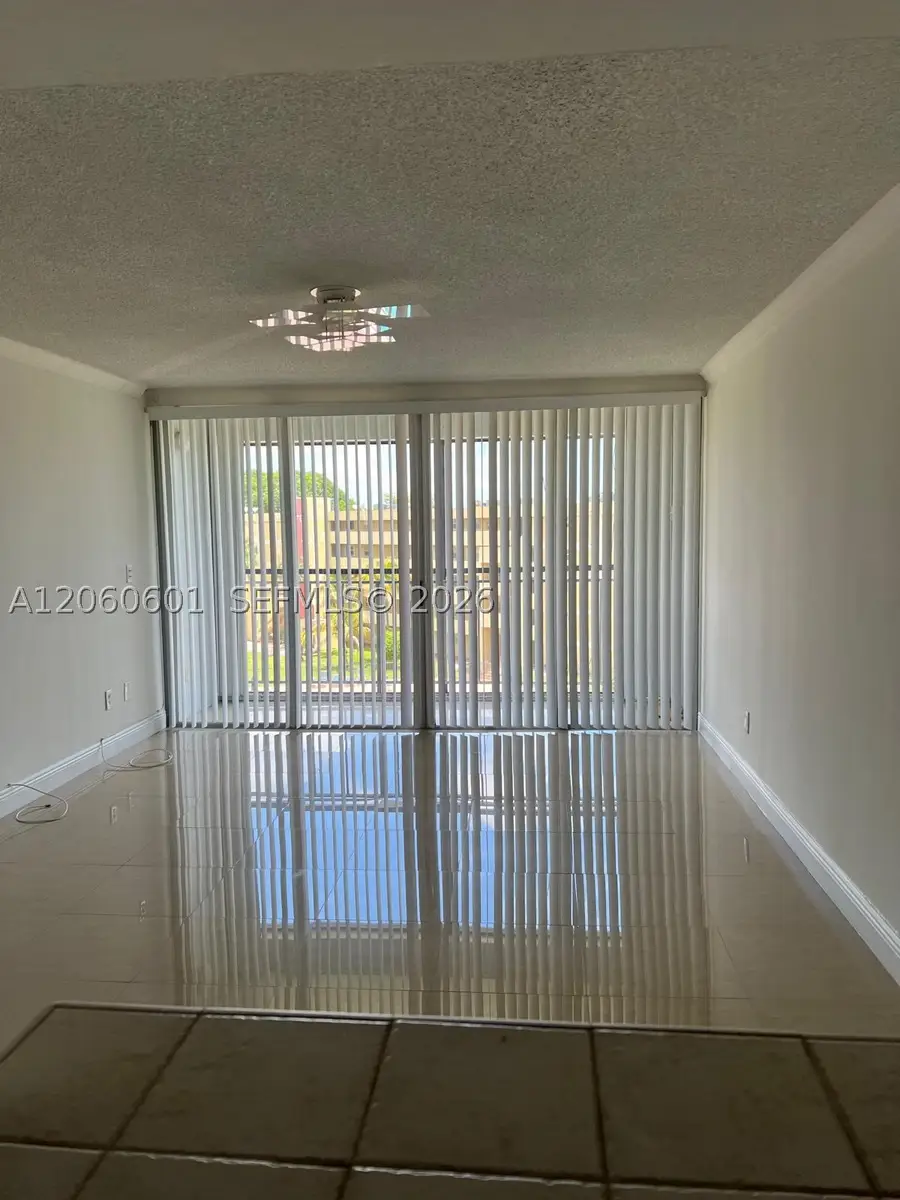9210 Fontainebleau Blvd #506, Miami, FL 33172 - #2