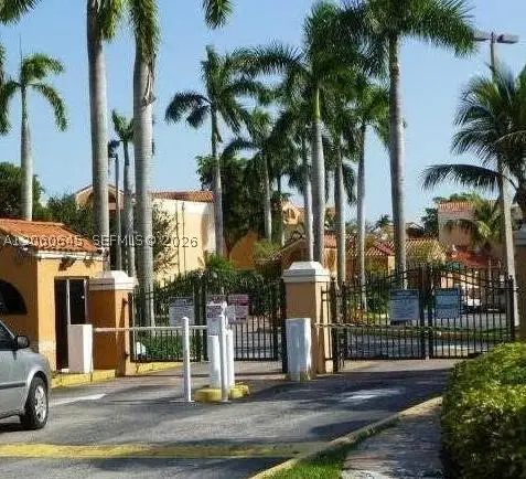 6280 NW 186th St #311, Hialeah, FL 33015