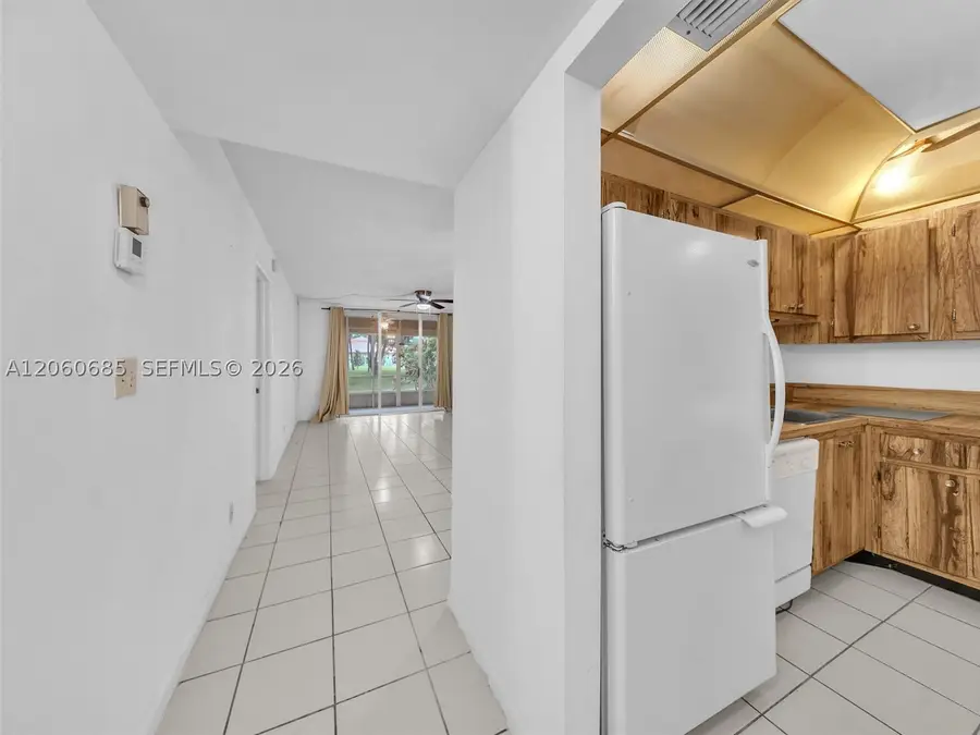 3070 NW 48th Ter #111, Lauderdale Lakes, FL 33313 - #3