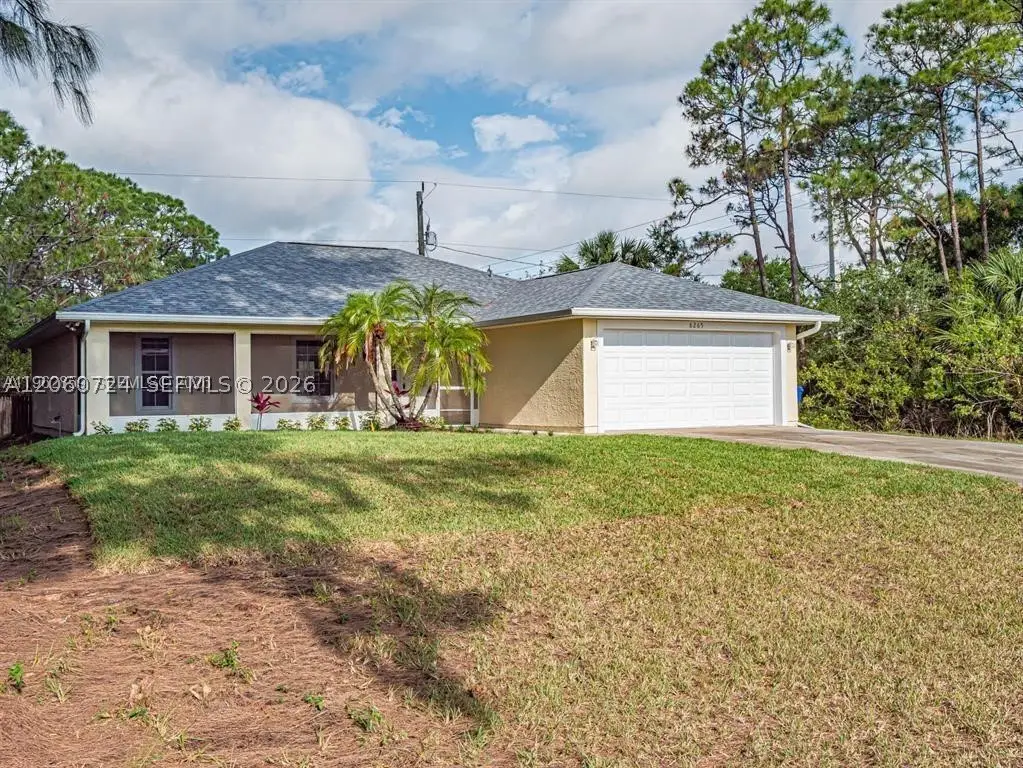 8265 97th Ave, Vero Beach, FL 32967 - #1