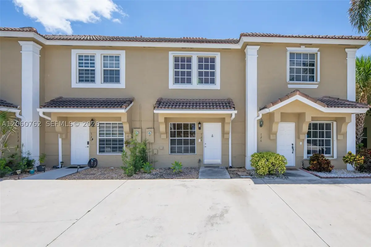 728 SW 122nd Ave, Pembroke Pines, FL 33025 - #1