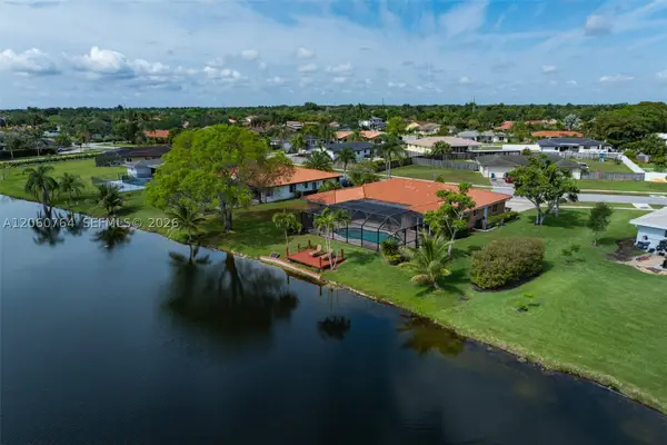 424 Sailboat Cir, Weston, FL 33326