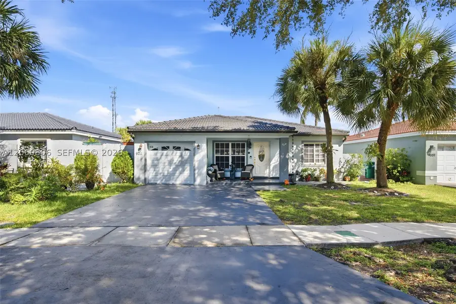 9011 NW 193rd Ter, Hialeah, FL 33018 - #3