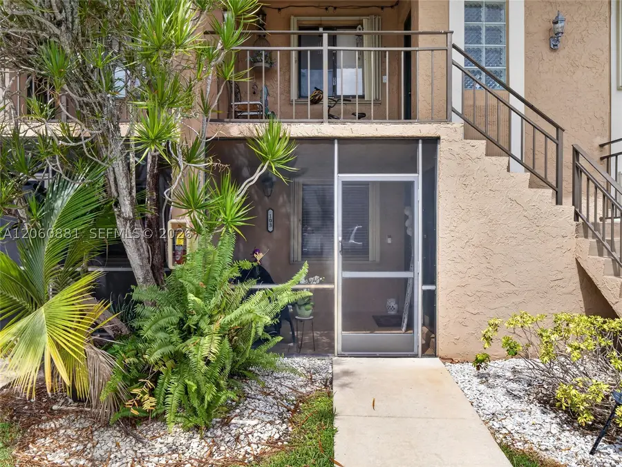 205 Lakeview Dr #103, Weston, FL 33326 - #2