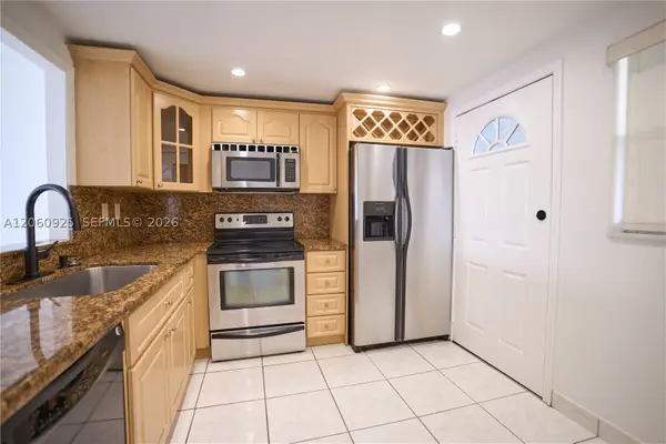 3600 NE 170th St #401, North Miami Beach, FL 33160