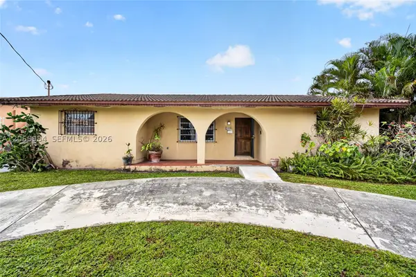 430 SE 7th Ave, Hialeah, FL 33010