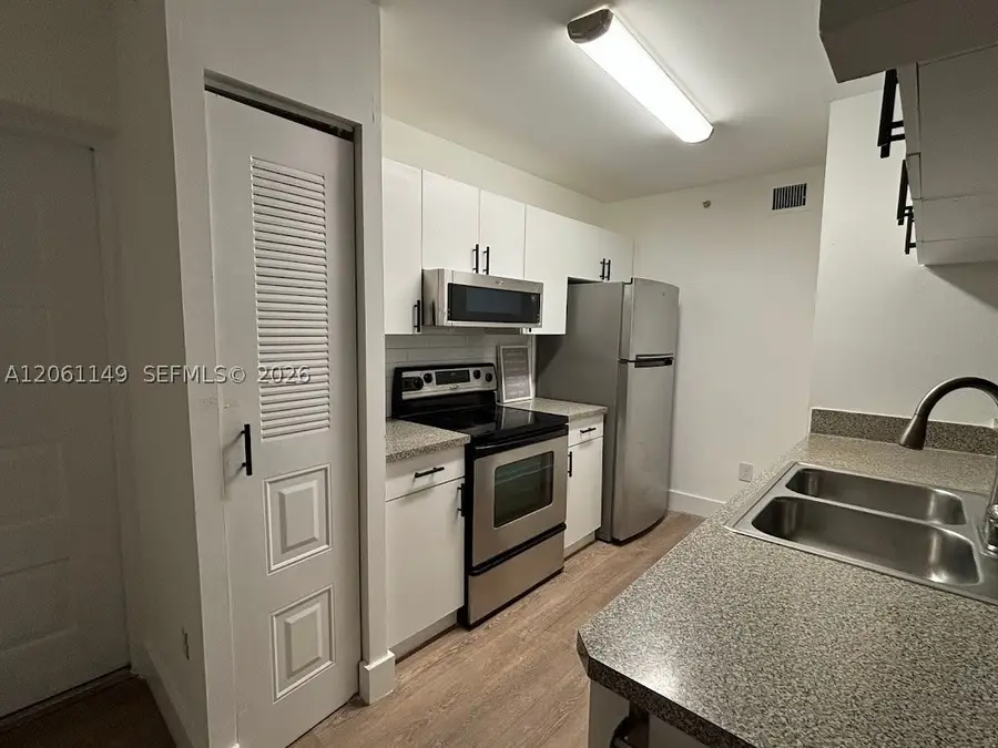 460 S Park Rd #101, Hollywood, FL 33021 - #3