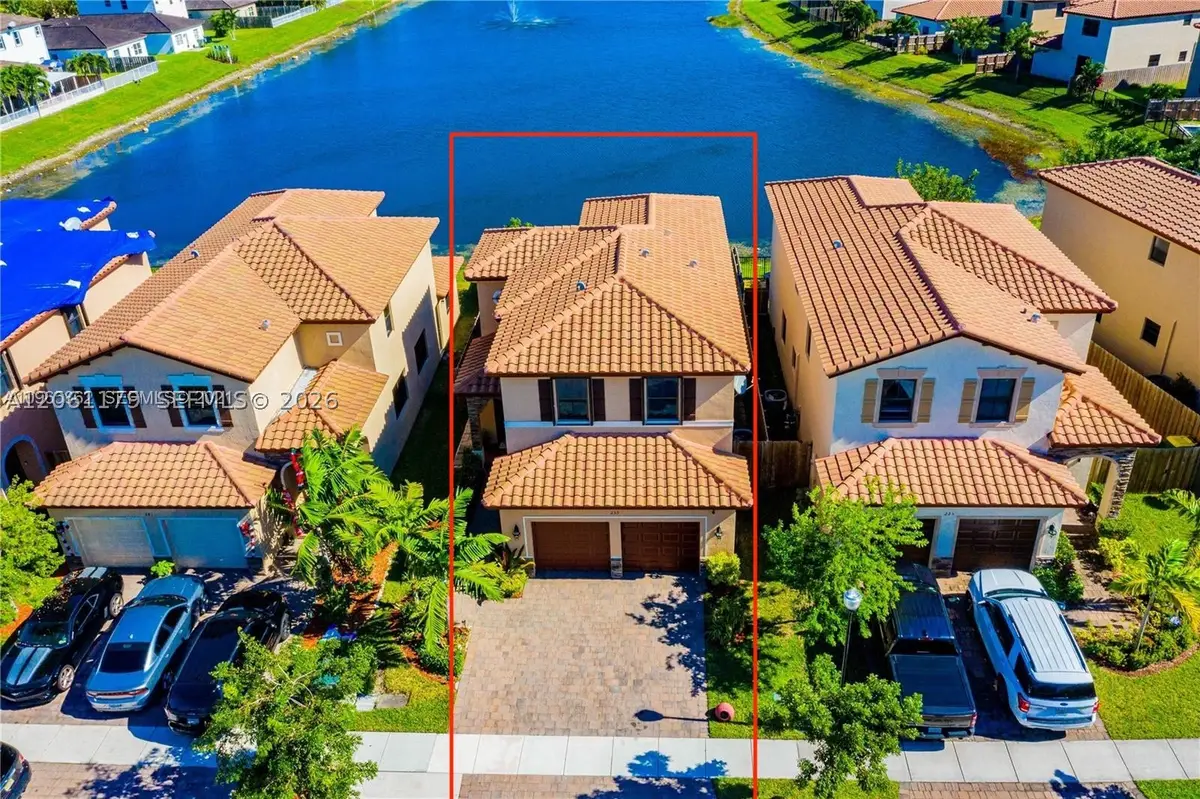 233 NE 23rd Ter, Homestead, FL 33033 - #1