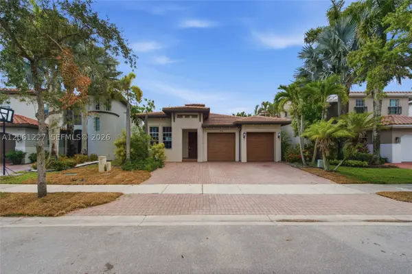 10726 NW 80th Cir, Parkland, FL 33076