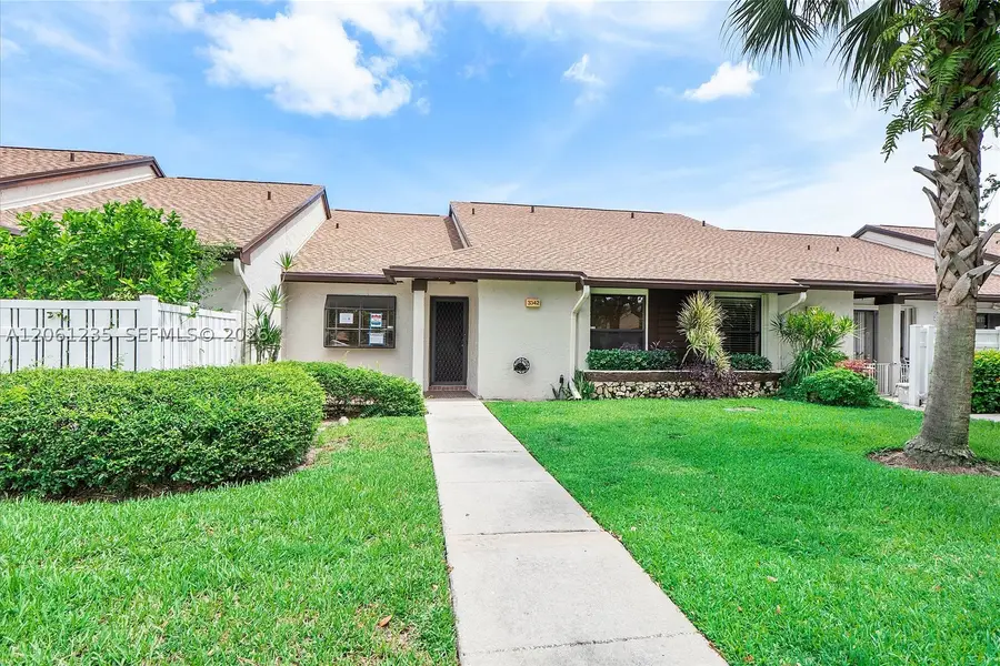 3342 Carambola Cir S, Coconut Creek, FL 33066 - #3