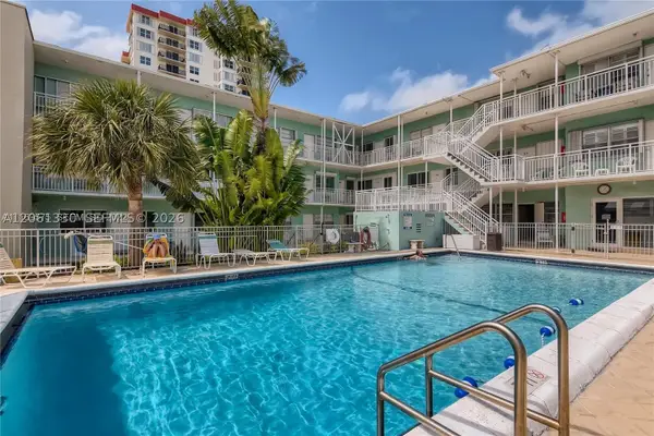 1504 S Surf Rd #65, Hollywood, FL 33019
