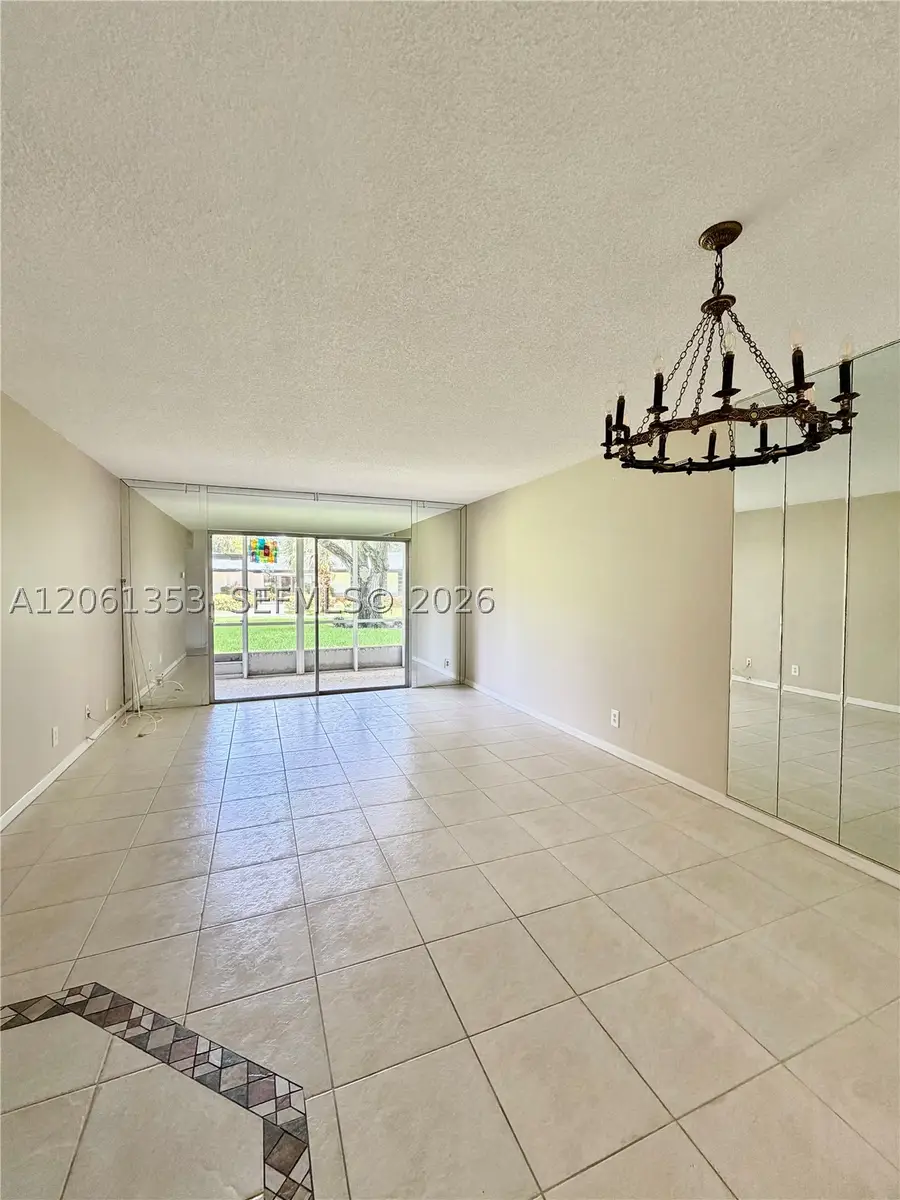 5001 NW 34th St #102, Lauderdale Lakes, FL 33319 - #2