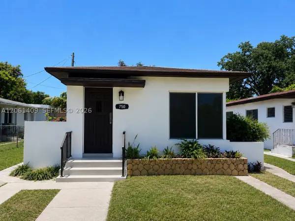 750-752 NW 52nd St, Miami, FL 33127