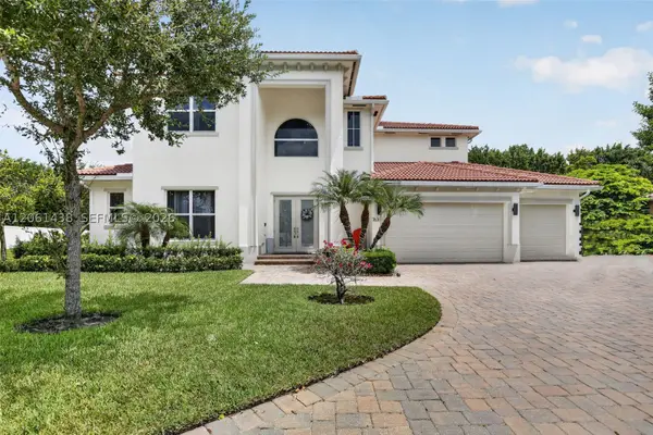 7631 Cavalia Dr, Davie, FL 33328