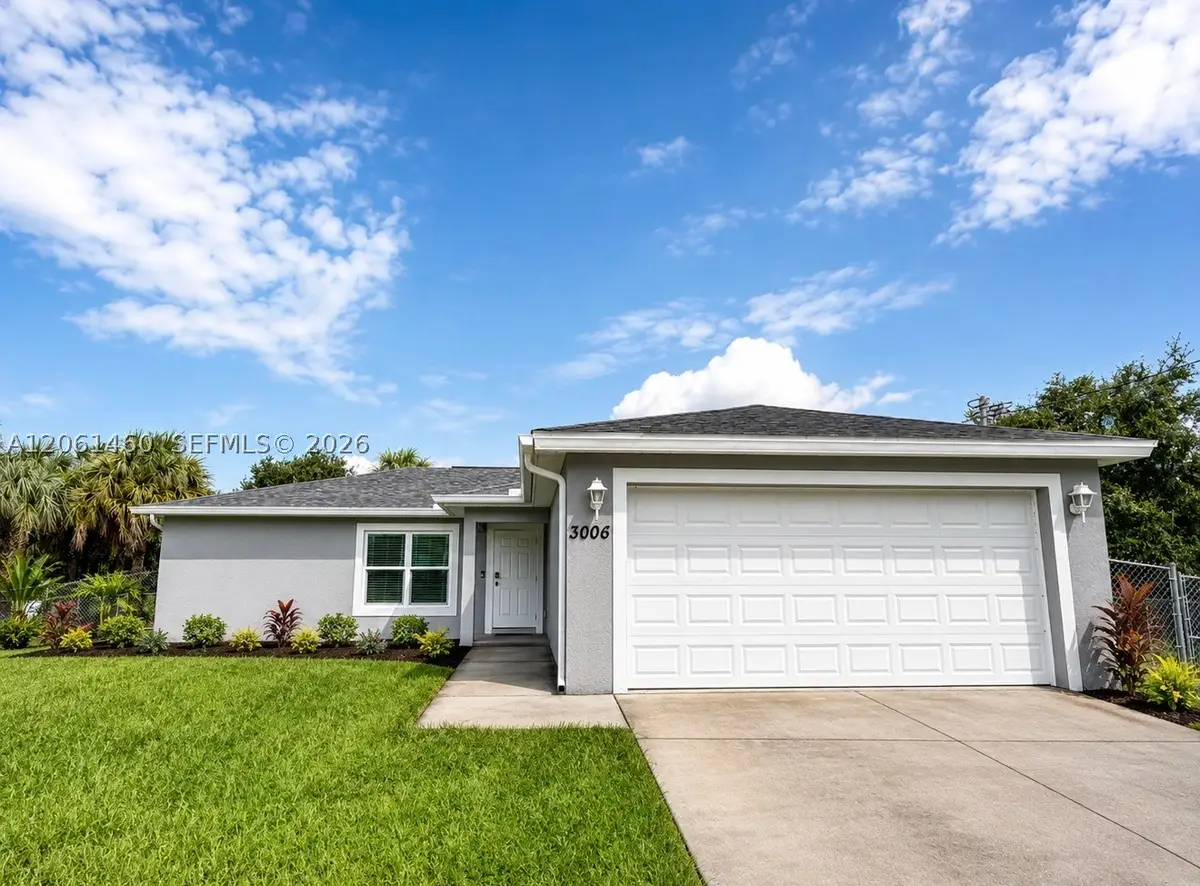 3006 Base Ct, Port Labelle, FL 33935 - #1