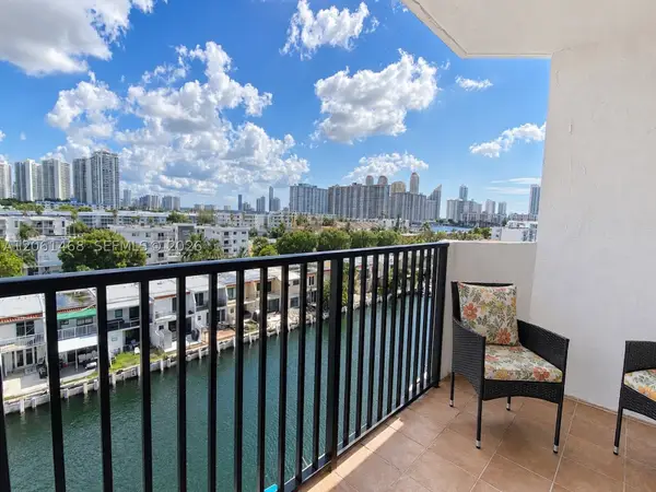 3703 NE 166th St #704, North Miami Beach, FL 33160