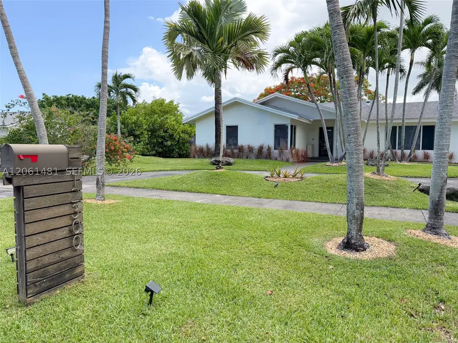 12300 SW 112th Ave, Miami, FL 33176 - #2