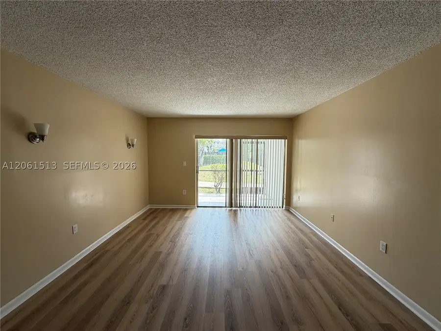 711 N Pine Island Rd #121, Plantation, FL 33324 - #2