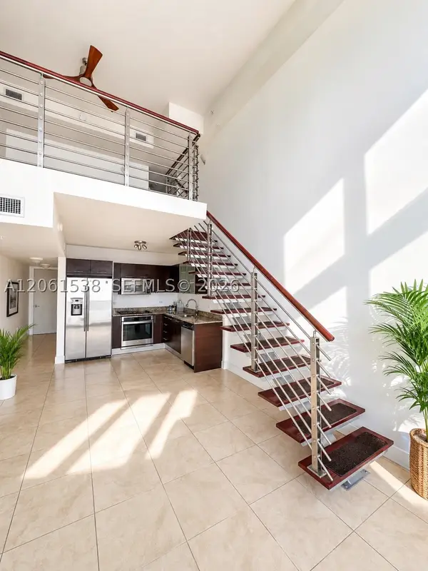 41 SE 5th St #1415, Miami, FL 33131