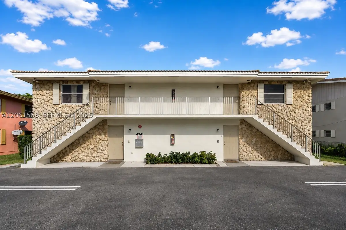 4341 Riverside Dr, Coral Springs, FL 33065 - #1