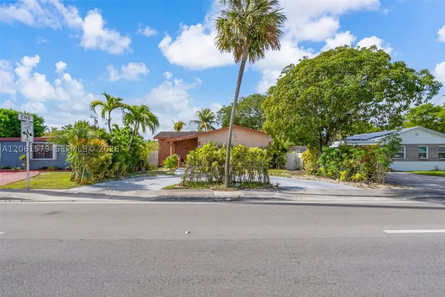 1320 NE 135th St, North Miami, FL 33161 - #2