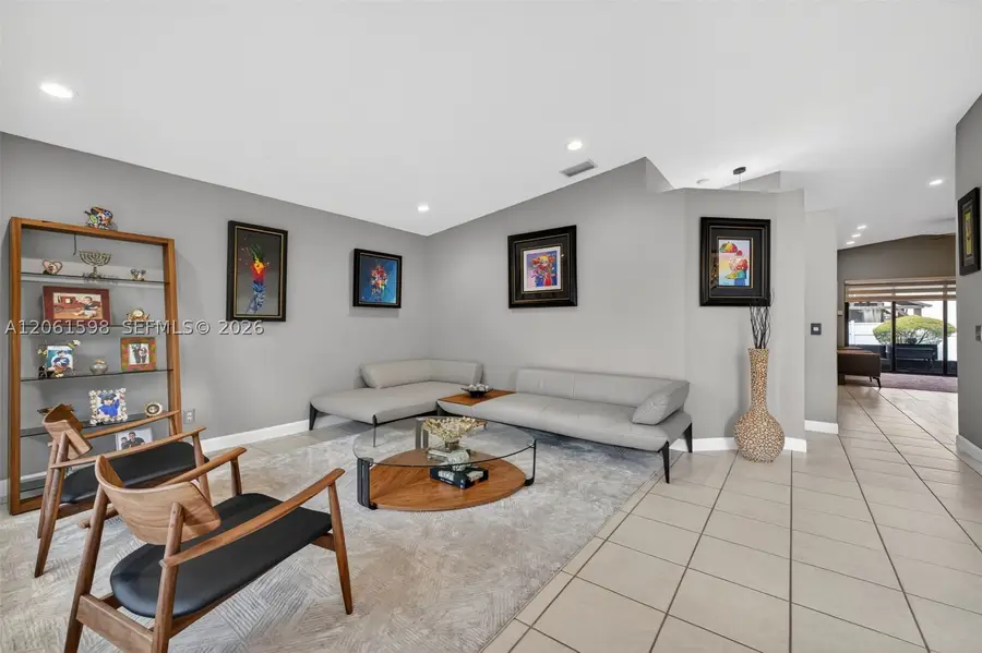 1603 E Harmony Lake Cir, Davie, FL 33324 - #3
