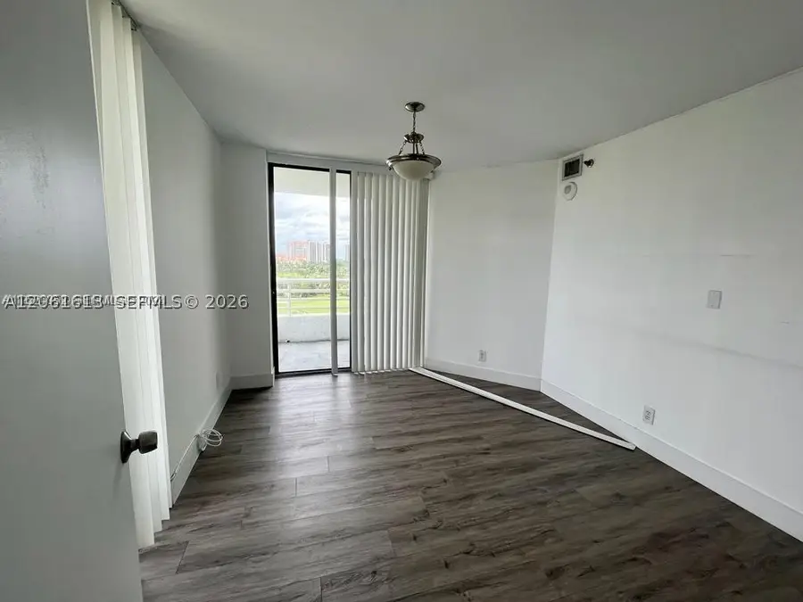 3300 NE 192nd St #906, Aventura, FL 33180 - #3