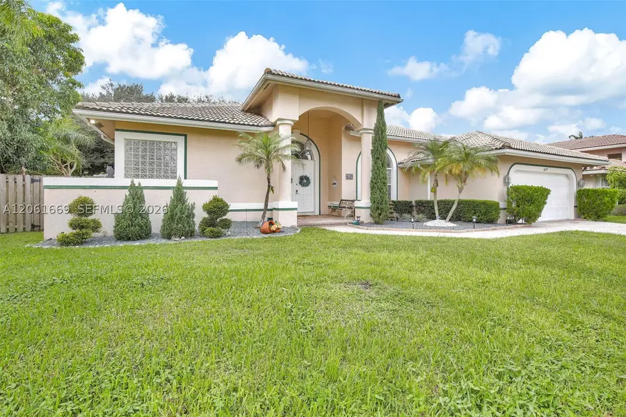 351 NW 110th Ave, Plantation, FL 33324 - #3