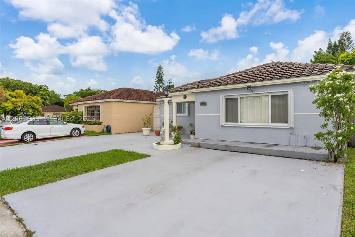 14726 SW 82nd Ter, Miami, FL 33193 - #1