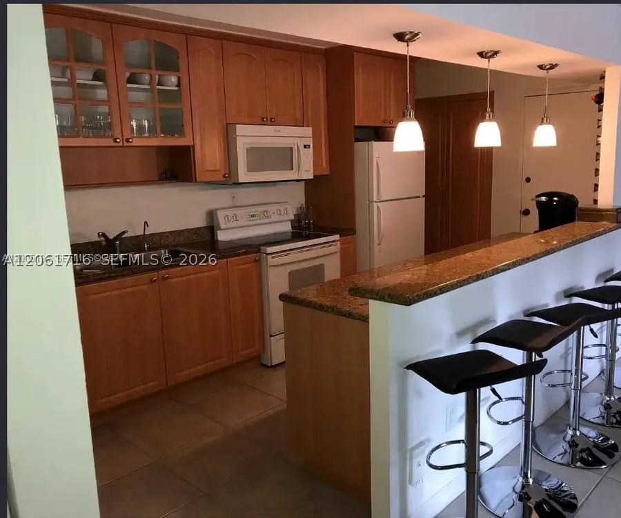 7705 SW 86th St #B-211, Miami, FL 33143 - #3