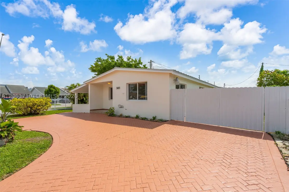 3685 W 9th Ave, Hialeah, FL 33012 - #1