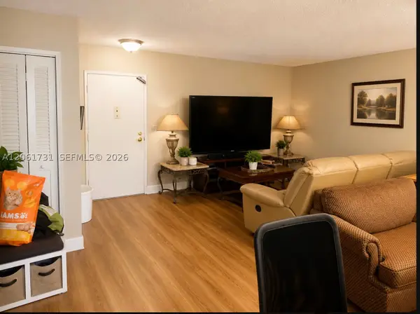 2501 NW 41st Ave #302, Lauderhill, FL 33313