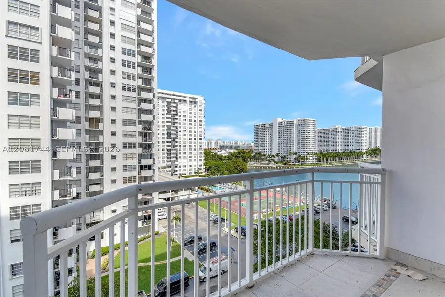 18051 Biscayne Blvd #801, Aventura, FL 33160 - #3