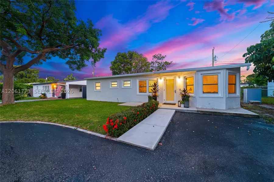 320 NE 59th Ct, Oakland Park, FL 33334 - #2