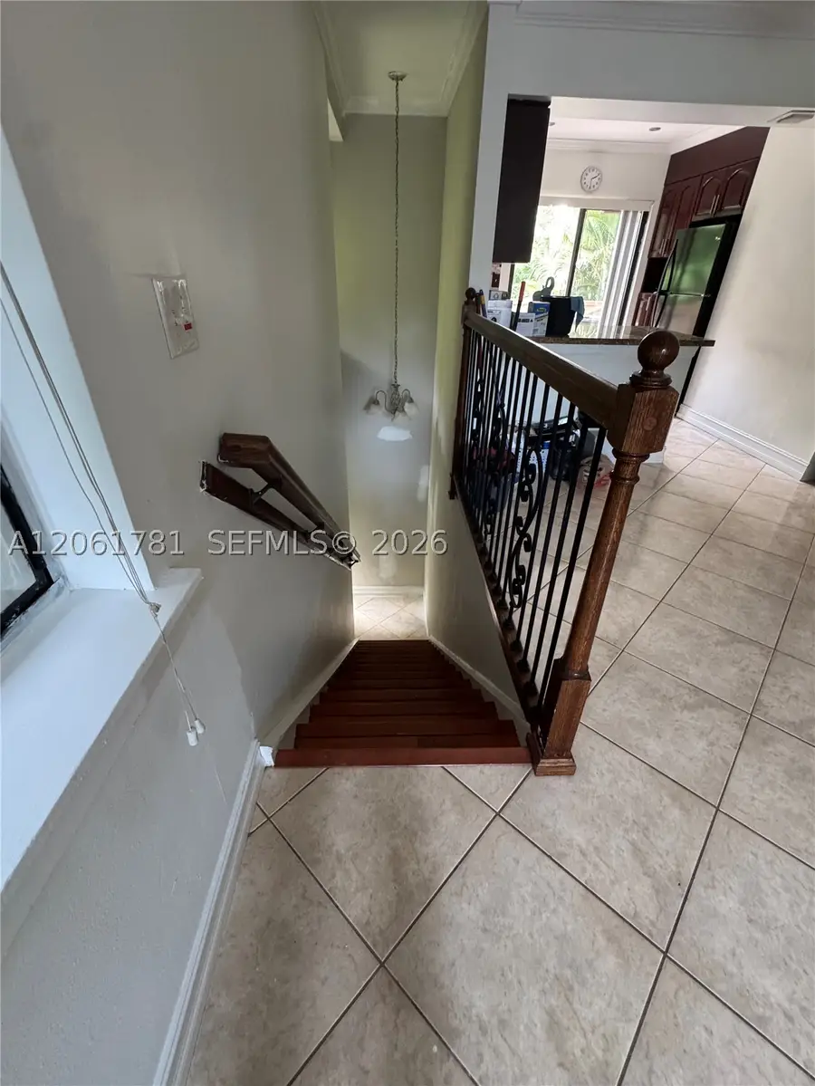 175 Wimbledon Lake Dr, Plantation, FL 33324 - #2