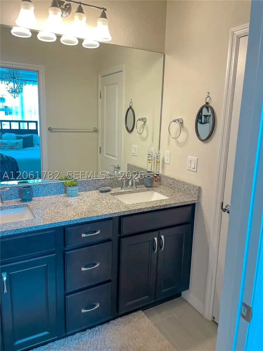 5100 Eucalyptus Dr #2, Hollywood, FL 33021 - #3