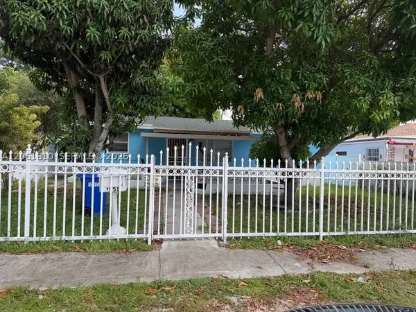 Address Withheld By Seller, North Miami Beach, FL 33162
