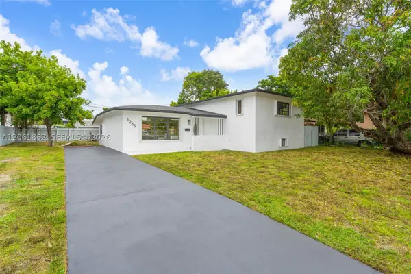 1265 NE 201st Ter, Miami, FL 33179