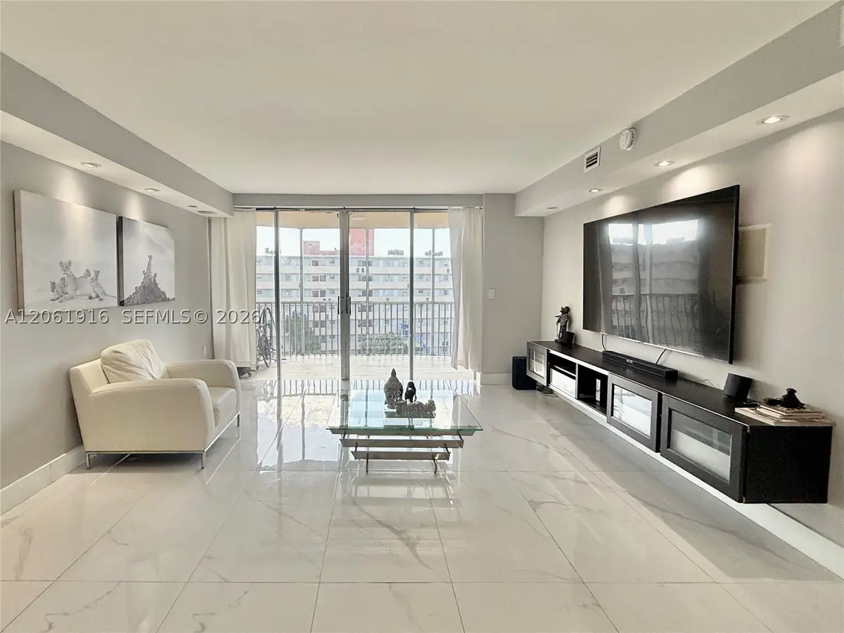 1770 NE 191st St #717-1, Miami, FL 33179 - #1