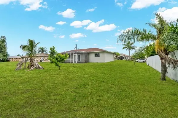 909 Sally Ave Ne, Lehigh Acres, FL 33971 - #2