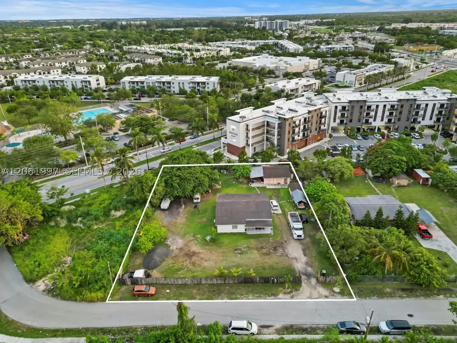 14210 Henderson St, Homestead, FL 33032 - #2