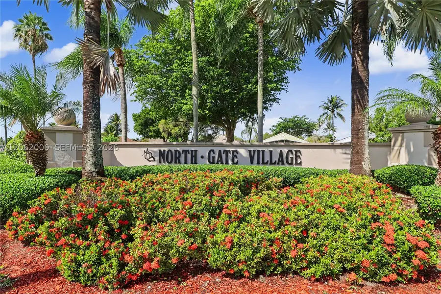 572 SE 18th Dr, Homestead, FL 33033 - #3
